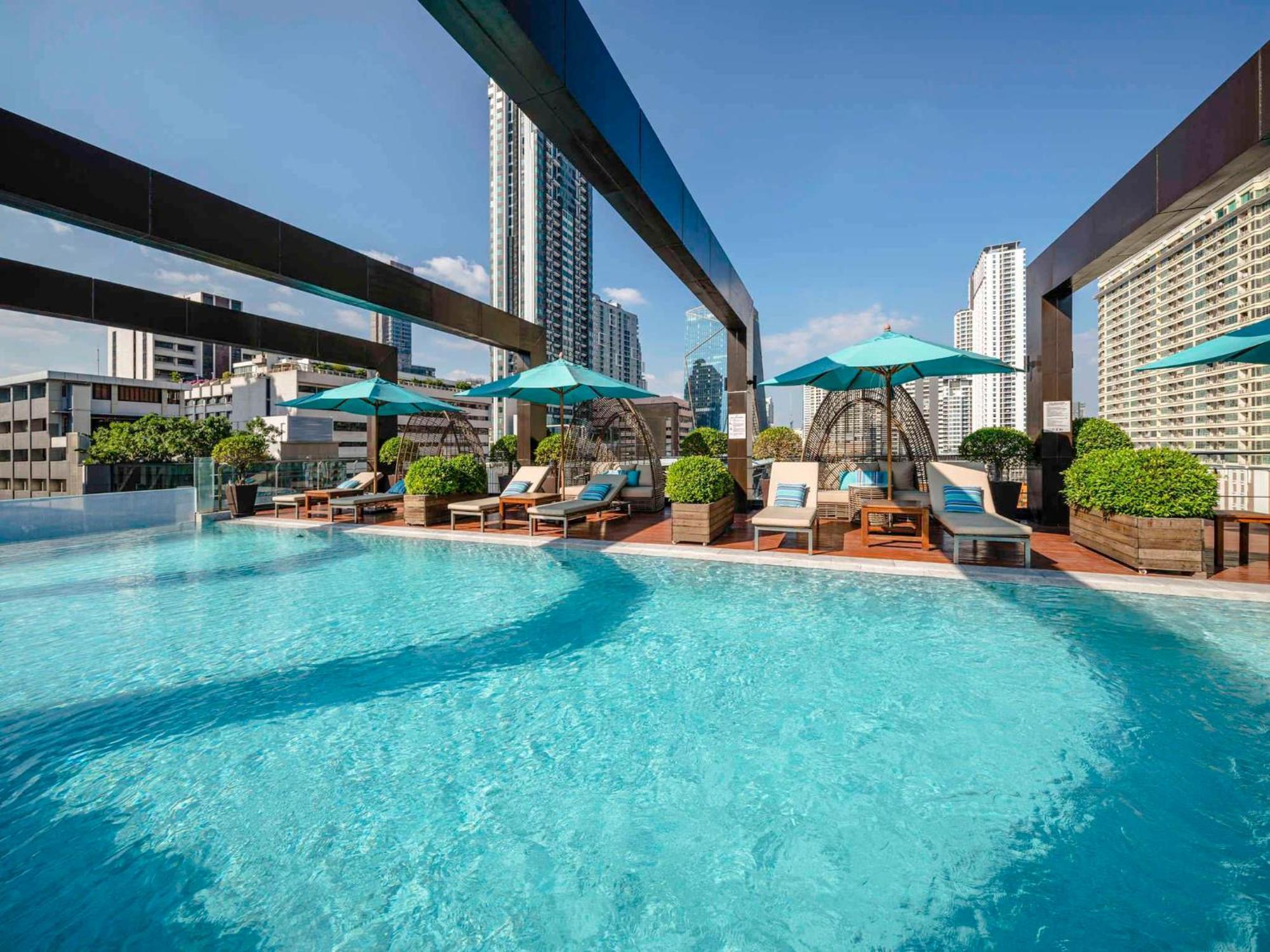 Vie Hotel Bangkok, Mgallery Exterior foto Rooftop pool